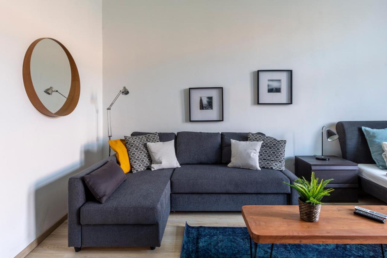 Deluxe Downtown Home By Elisabeth Budapest Exterior photo